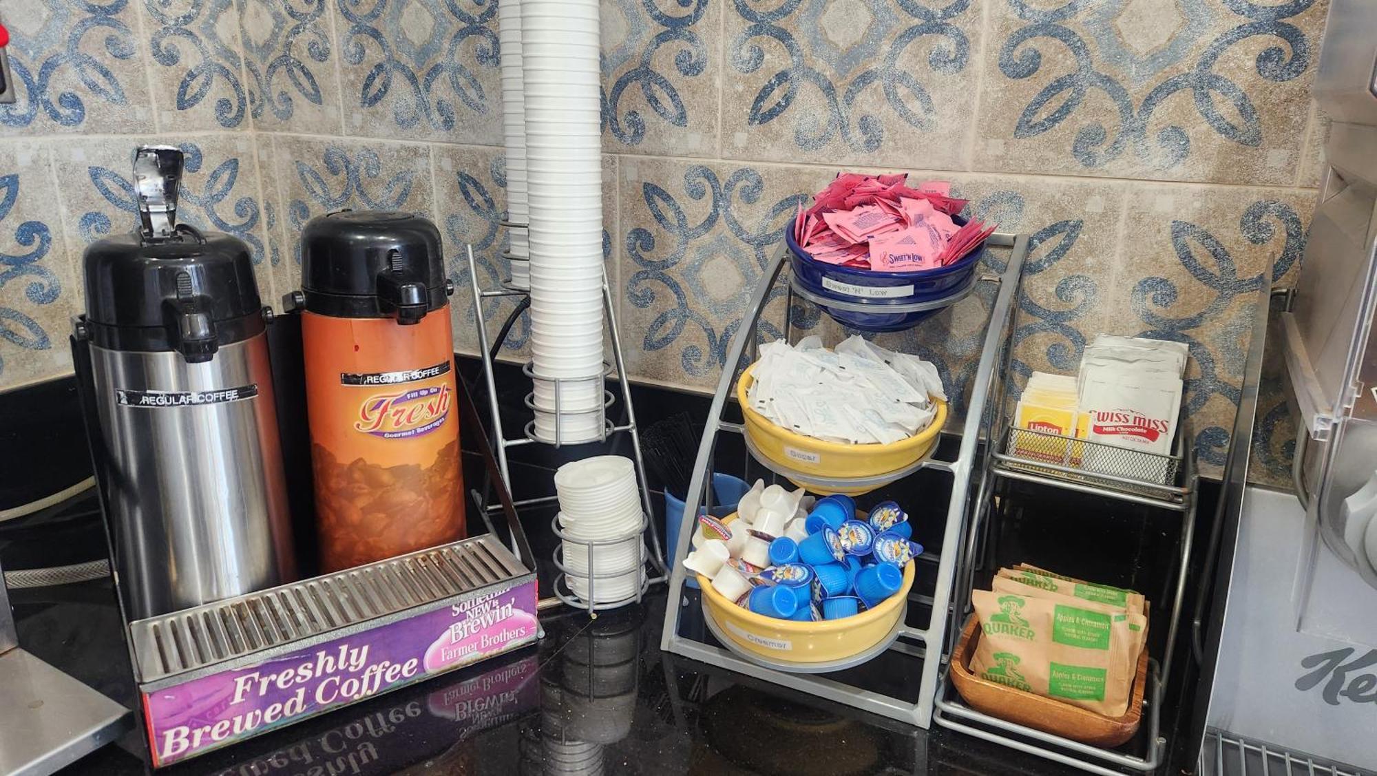 Days Inn By Wyndham Los Lunas מראה חיצוני תמונה